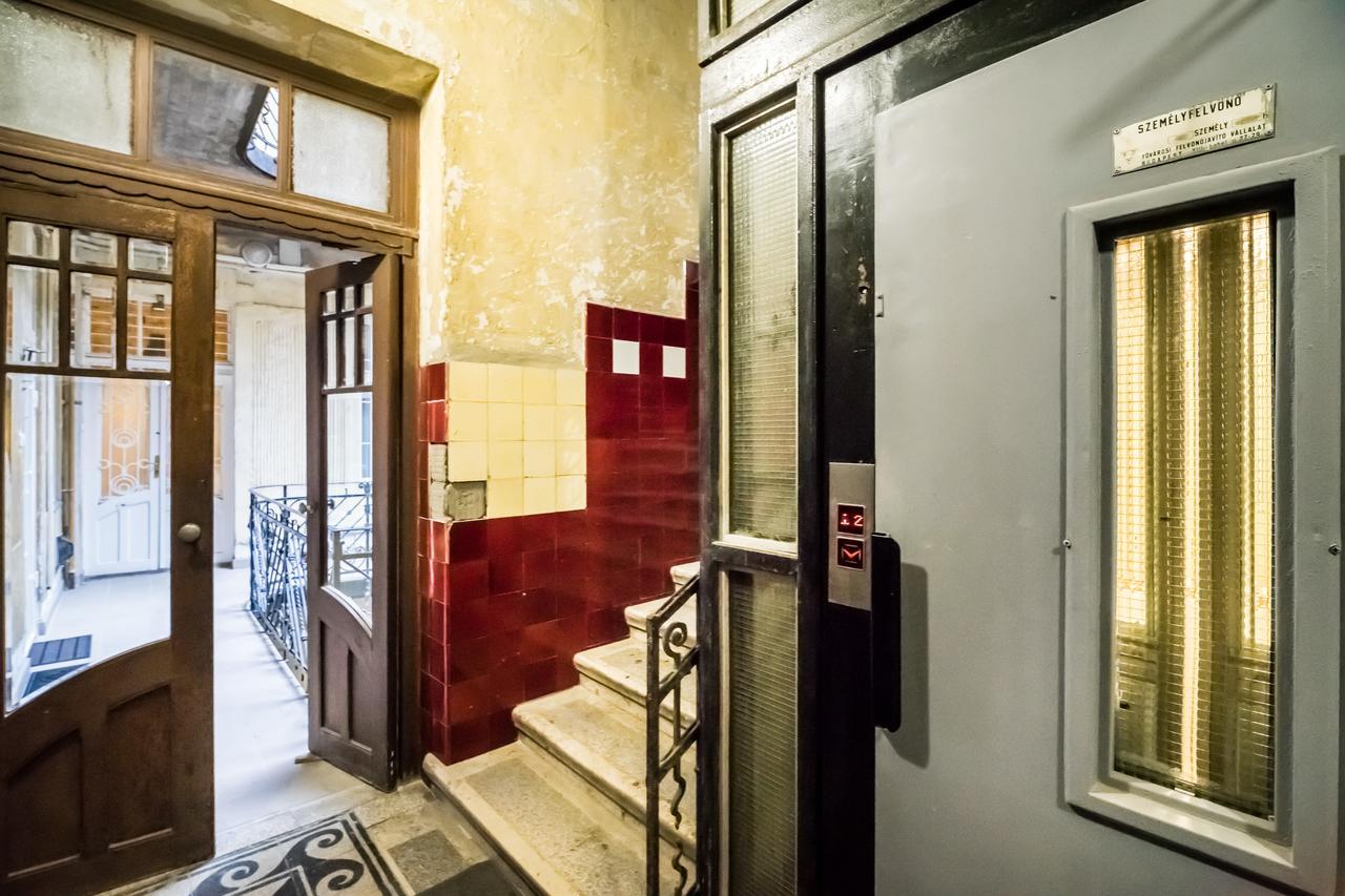 Bpr Whistle Arts Industrial Apartment 부다페스트 외부 사진
